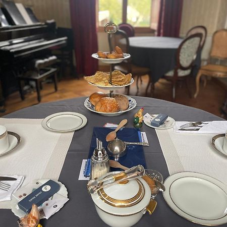 Le Manoir De La Bigotiere Bed and Breakfast Pleslin-Trigavou Buitenkant foto