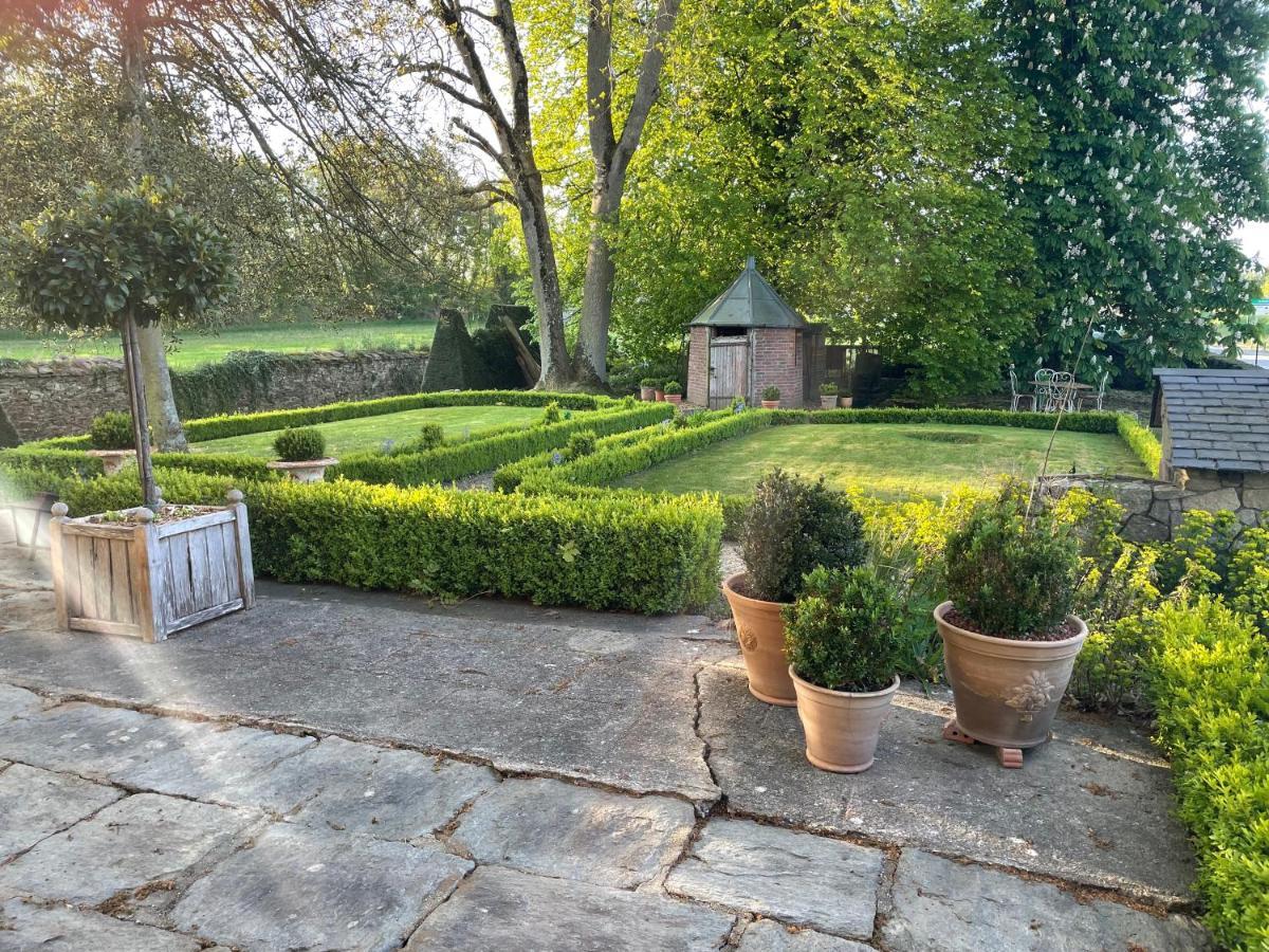 Le Manoir De La Bigotiere Bed and Breakfast Pleslin-Trigavou Buitenkant foto
