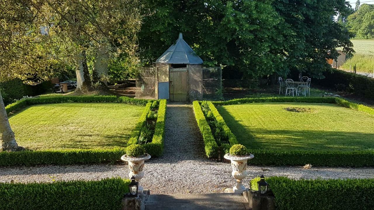 Le Manoir De La Bigotiere Bed and Breakfast Pleslin-Trigavou Buitenkant foto