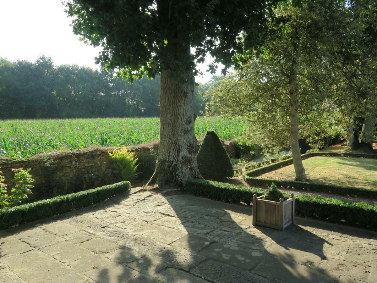 Le Manoir De La Bigotiere Bed and Breakfast Pleslin-Trigavou Buitenkant foto